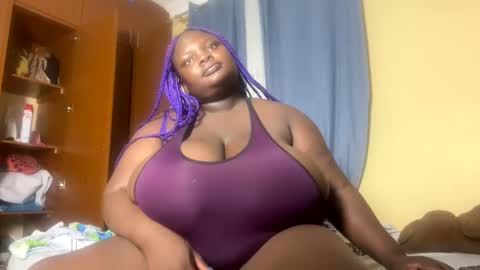 Snapshot of bigchocotities chatting on March 12, 2025, 2:30 am bigchocotities online show from March 12, 2025, 2:30 am