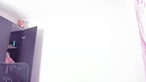 bigcock_luci online show from December 24, 2024, 1:28 pm