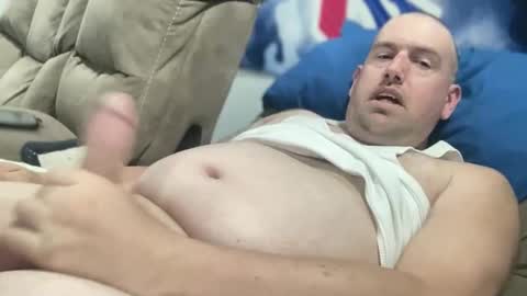 bigcocksuckingslut online show from March 13, 2026, 12:17 am