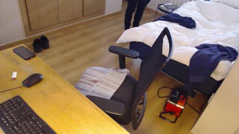 bigcok35spain online show from February 14, 2026, 12:35 pm