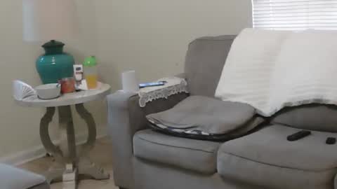 Craig online show from November 9, 2025, 1:20 pm