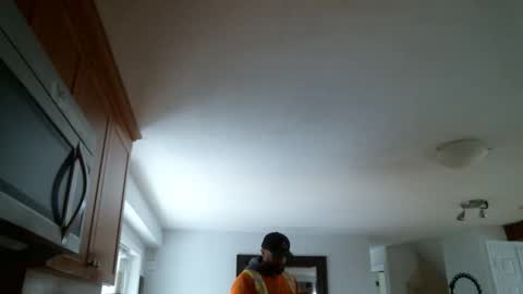 Snapshot of bigcumcanada chatting on January 14, 2026, 7:41 pm bg online show from January 14, 2026, 7:41 pm