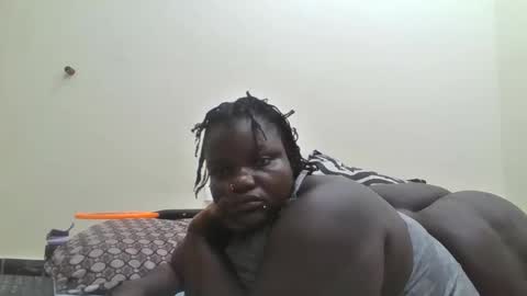 Snapshot of bigdarkass chatting on January 13, 2026, 12:05 am VIOLET online show from January 13, 2026, 12:05 am