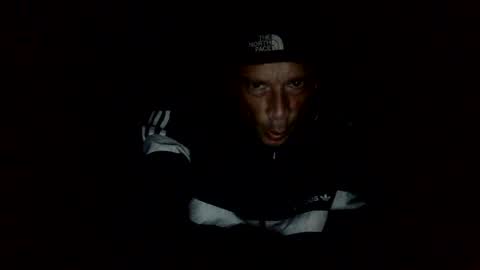 Snapshot of bigdickdangles472924 chatting on September 18, 2025, 9:17 pm bigdickdangles472924 online show from September 18, 2025, 9:17 pm