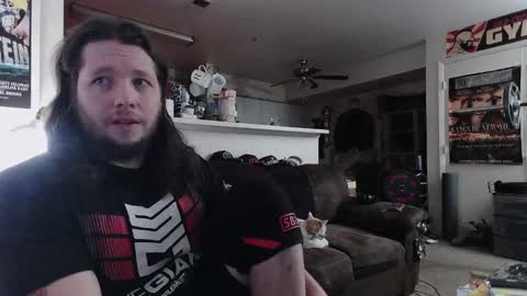 biggerisbetter21 online show from December 14, 2025, 8:52 am