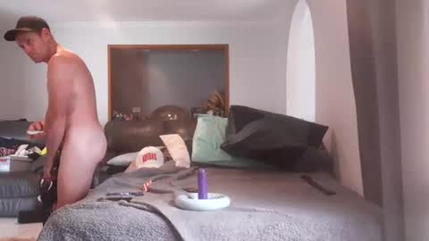 biggllh online show from April 15, 2026, 1:56 am