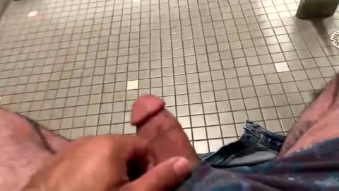 bighairycock420 online show from June 1, 2026, 1:24 pm