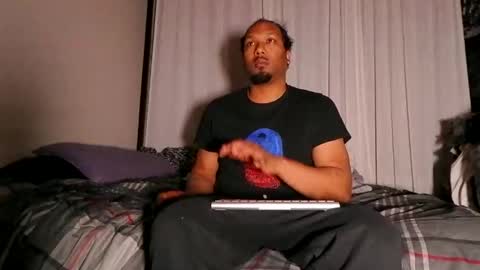 Snapshot of bighardcock989 chatting on January 26, 2025, 11:50 am bighardcock989 online show from January 26, 2025, 11:50 am