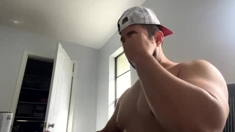 biglazzer1230 online show from February 6, 2025, 2:48 pm