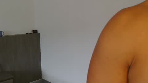 Alpha online show from October 22, 2025, 5:52 am