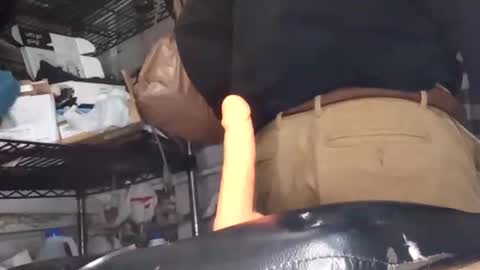 bigmanaround9 online show from February 28, 2026, 11:11 am