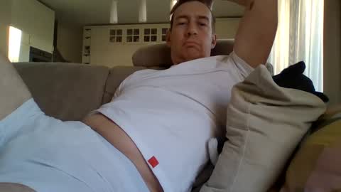 bigragazz21 online show from January 14, 2025, 7:17 am