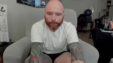 Snapshot of bigseanxoxo chatting on January 25, 2025, 10:39 pm Sean pronounced Shon online show from January 25, 2025, 10:39 pm