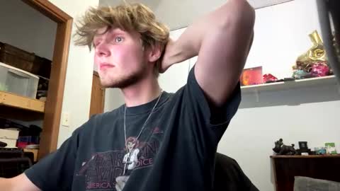 bigskinnyboyshh online show from October 28, 2025, 10:34 pm