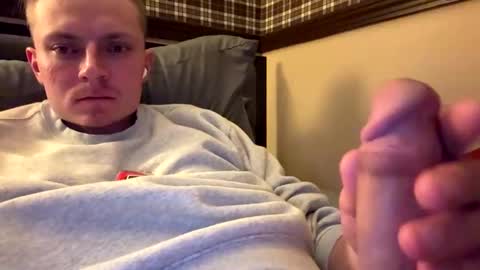 Snapshot of bigspoon610 chatting on October 25, 2025, 7:05 am bigspoon610 online show from October 25, 2025, 7:05 am