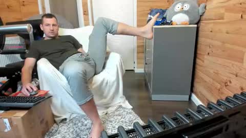 bigsshark online show from November 23, 2025, 11:21 am