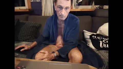 bigswe1 online show from December 26, 2024, 4:53 am