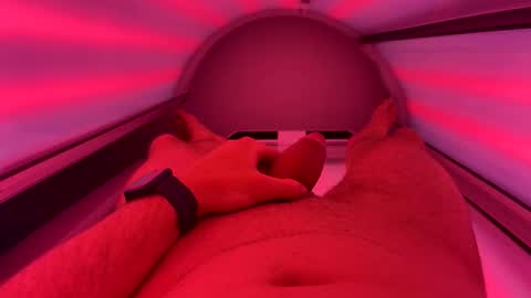 bigwhitecock_1989 online show from May 8, 2026, 11:26 am