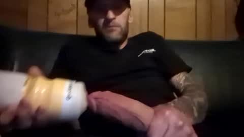 bigwytecock1979 online show from March 5, 2026, 1:01 am