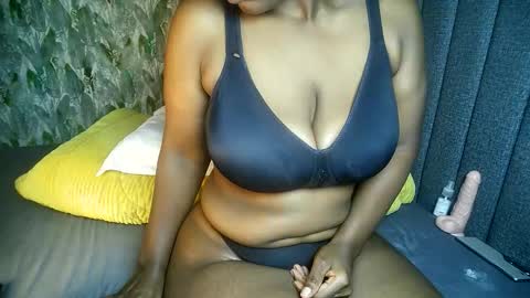 Snapshot of bigyybigy chatting on March 2, 2026, 4:03 am bigyybigy online show from March 2, 2026, 4:03 am