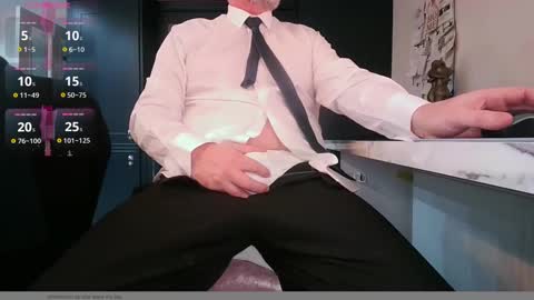 Snapshot of bijiminy chatting on January 6, 2025, 8:35 am bijiminy online show from January 6, 2025, 8:35 am