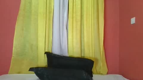 TREZAH online show from February 11, 2025, 6:33 pm