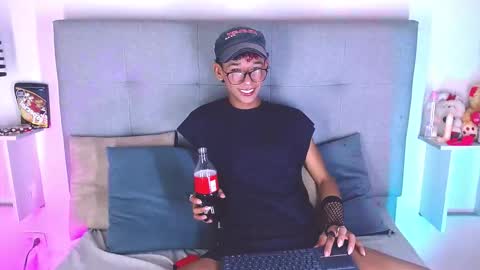 Snapshot of billie_turner_ chatting on October 7, 2025, 5:37 am B-I-L-L-I-E 3 online show from October 7, 2025, 5:37 am