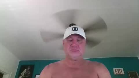 Snapshot of billjames55 chatting on May 9, 2026, 8:25 pm billjames55 online show from May 9, 2026, 8:25 pm