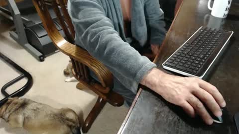 billy471 online show from December 7, 2024, 9:17 am