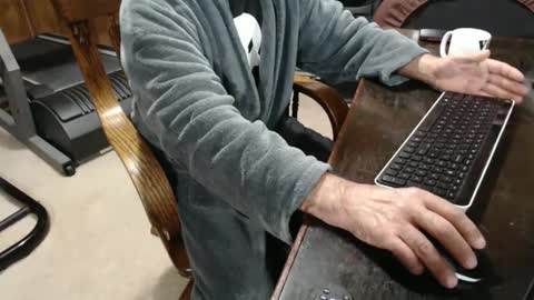 billy471 online show from December 17, 2024, 11:39 am