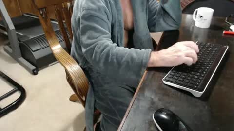 billy471 online show from December 27, 2024, 11:39 am