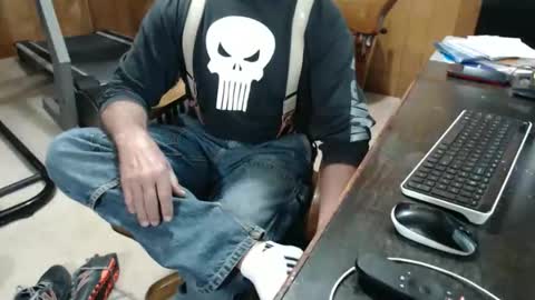 Snapshot of billy471 chatting on May 13, 2026, 9:22 pm billy471 online show from May 13, 2026, 9:22 pm