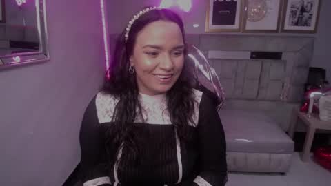 Live 1000pm 600am COLOMBIAN HOUR online show from February 25, 2025, 3:20 am