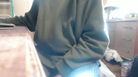 Bimbttm online show from December 5, 2024, 4:34 pm