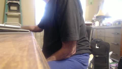 Bimbttm online show from February 8, 2025, 6:22 pm