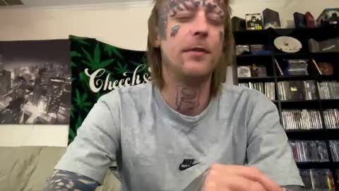 Snapshot of bimmyleanin420 chatting on October 4, 2025, 1:14 am bimmyleanin420 online show from October 4, 2025, 1:14 am