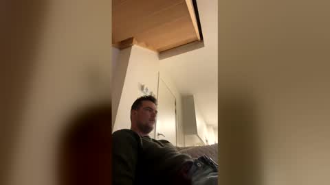 bingeling123 online show from March 13, 2026, 10:49 pm