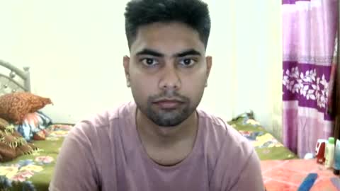 Snapshot of birbikrom104 chatting on June 14, 2026, 7:21 am birbikrom104 online show from June 14, 2026, 7:21 am