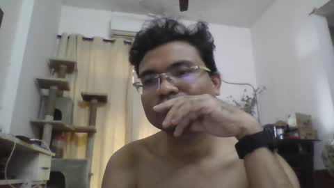 Snapshot of birhans chatting on December 10, 2024, 11:00 am Bir Hans online show from December 10, 2024, 11:00 am