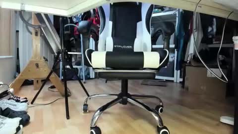 Snapshot of bisexualjay chatting on January 6, 2026, 12:53 pm bisexualjay online show from January 6, 2026, 12:53 pm