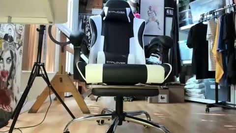 Snapshot of bisexualjay chatting on March 23, 2026, 2:10 pm bisexualjay online show from March 23, 2026, 2:10 pm