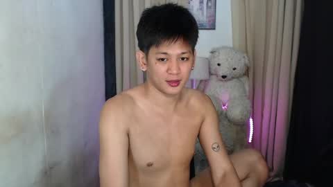 Snapshot of bj_alex31 chatting on May 21, 2026, 5:09 pm alex online show from May 21, 2026, 5:09 pm