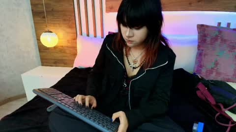 Snapshot of bj_olivine chatting on May 6, 2026, 8:03 pm Bj Olivine online show from May 6, 2026, 8:03 pm