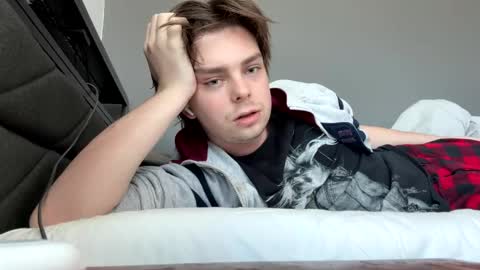 Snapshot of bkennedy829 chatting on February 8, 2026, 4:32 pm bkennedy829 online show from February 8, 2026, 4:32 pm