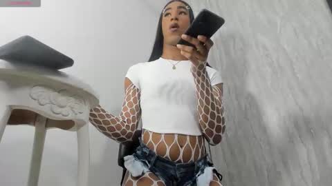 Cami online show from September 23, 2025, 6:38 am