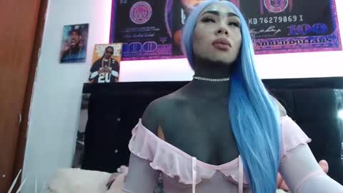 Snapshot of black_eyestattoo chatting on January 19, 2025, 10:17 pm karenth soto online show from January 19, 2025, 10:17 pm