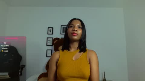 Chicago sexy online show from March 5, 2026, 2:51 am