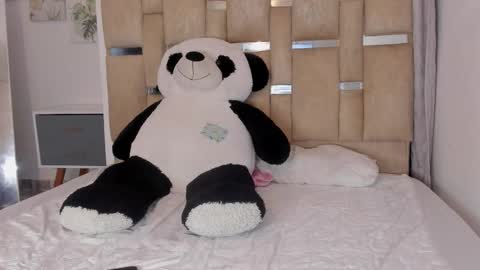 B L A C K  R O S E  online show from January 18, 2026, 11:25 am