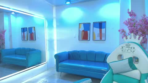 Rousse  online show from April 2, 2026, 3:59 am