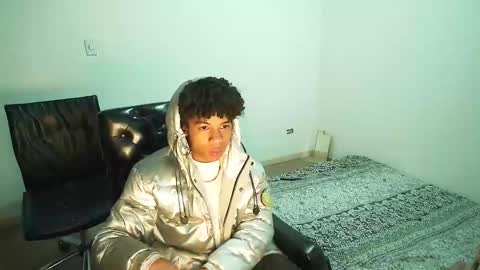 black_tentationx online show from February 6, 2025, 7:13 am